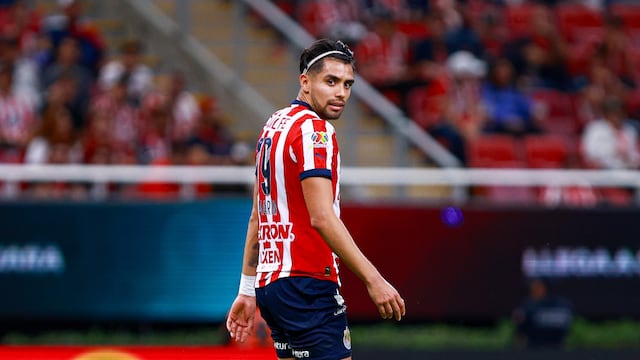 Ricardo Marín con Chivas en el Estadio Akron.