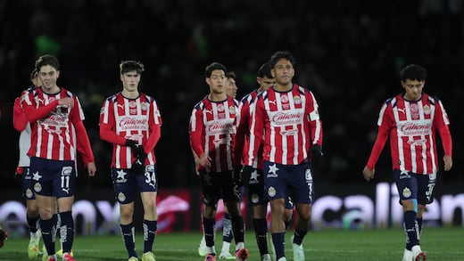 Los 2 jugadores de Chivas que le pueden quitar el lugar a dos americanistas que ya se sentían “seguros” para el Mundial