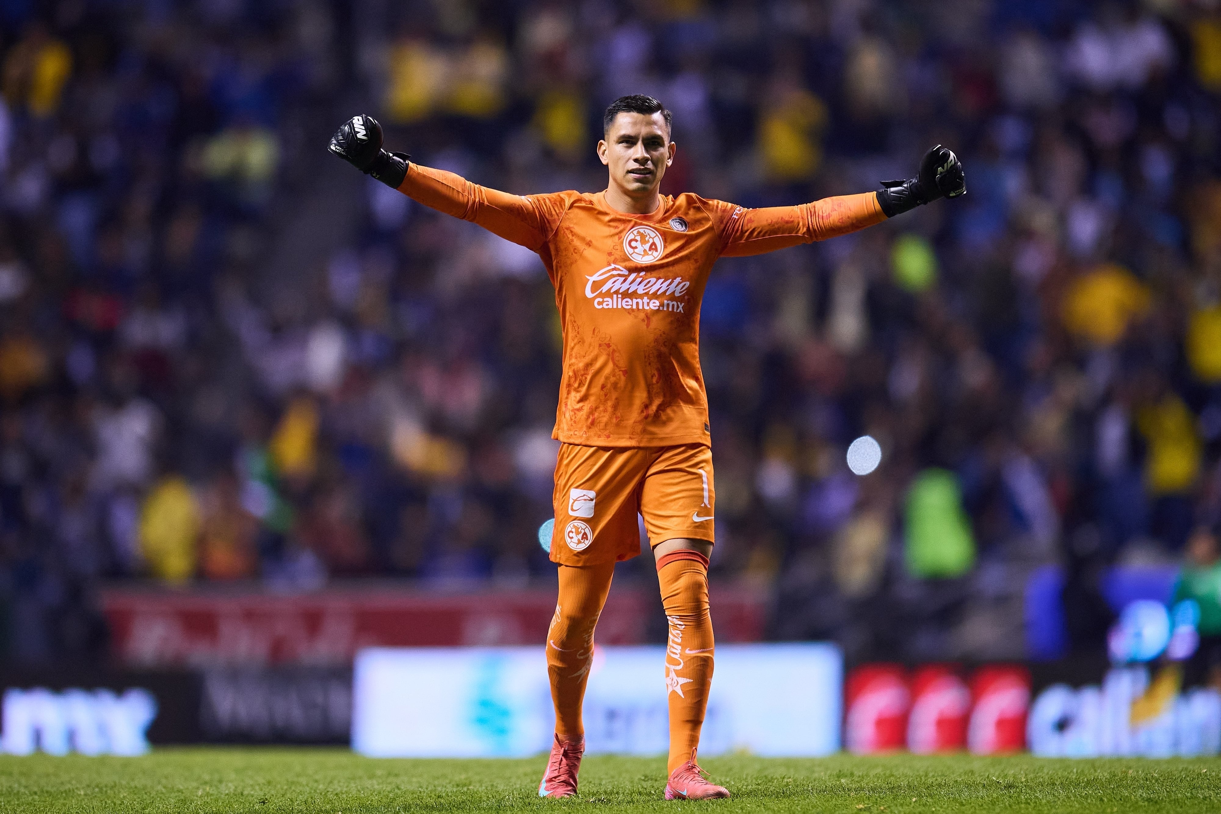 Luis Malagon of America during the 6th round match between Puebla and America as part of the Liga BBVA MX, Torneo Clausura 2025 at Cuauhtemoc Stadium, on February 07, 2025 in Puebla, Mexico.