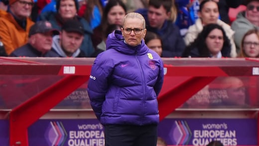 FIFA exige dos mujeres en cuerpos técnicos de clubes y selecciones