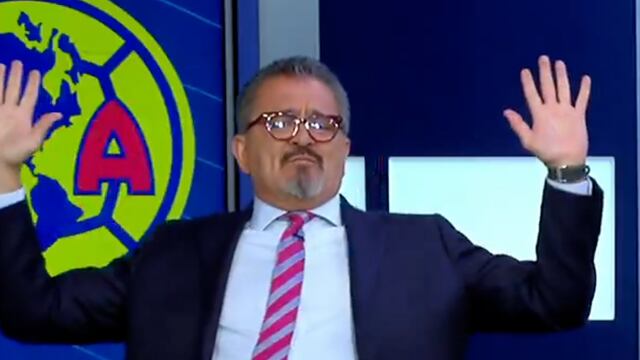 Carlos Hermosillo arremetió contra uno de sus compañeros que lo criticó por sus opiniones respecto a América