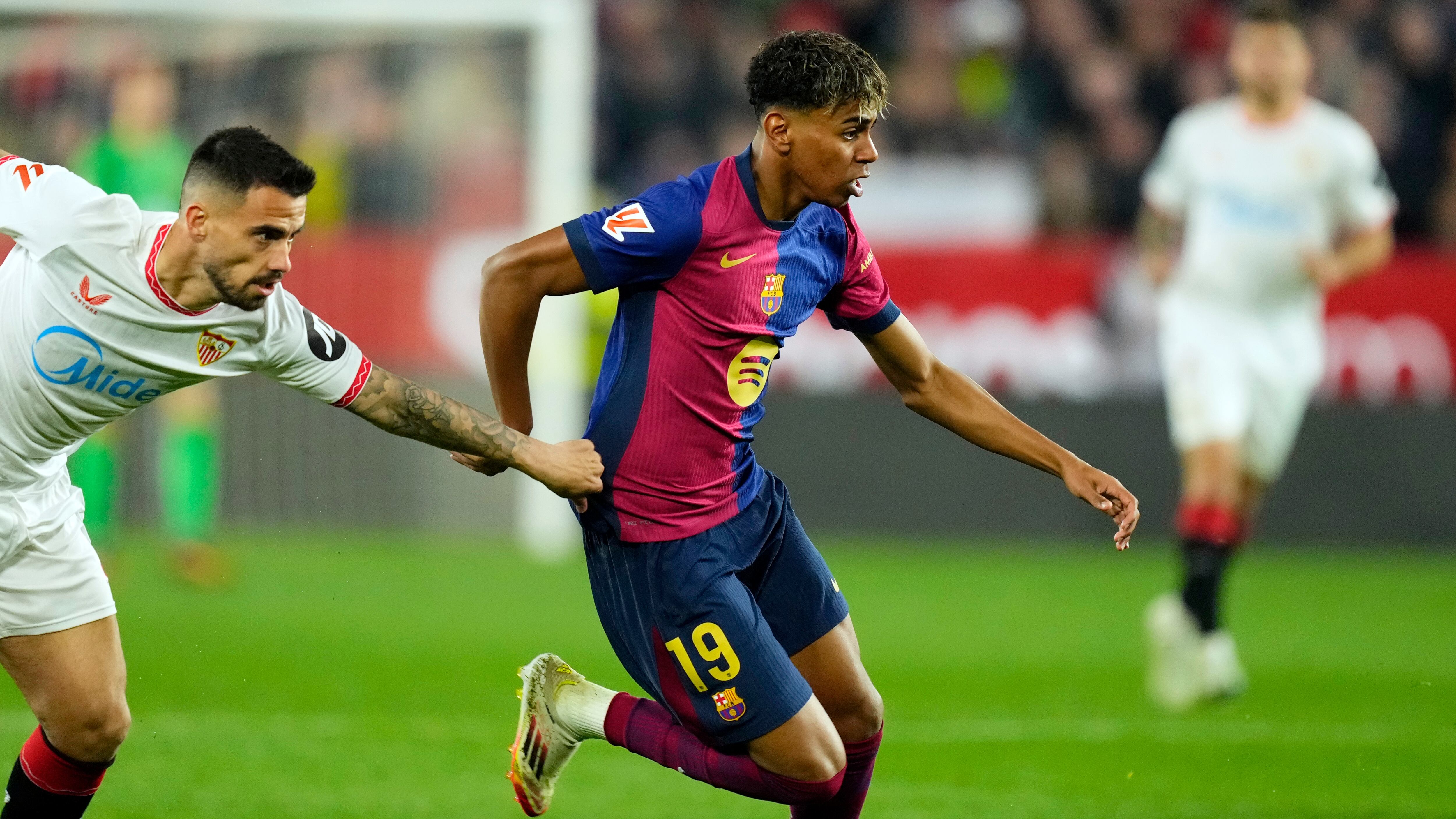 Lamine Yamal con FC Barcelona.