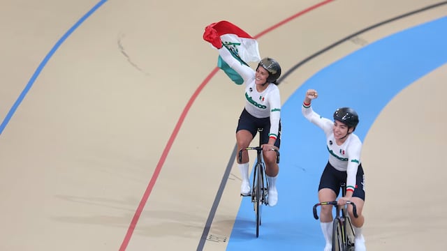 Daniela Gaxiola y Jessica Salazar, ciclistas mexicanas