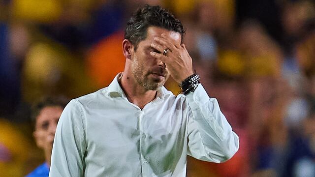 Jugadores de Chivas encararon a Fernando Gago en el vestidor tras Clásico Tapatío