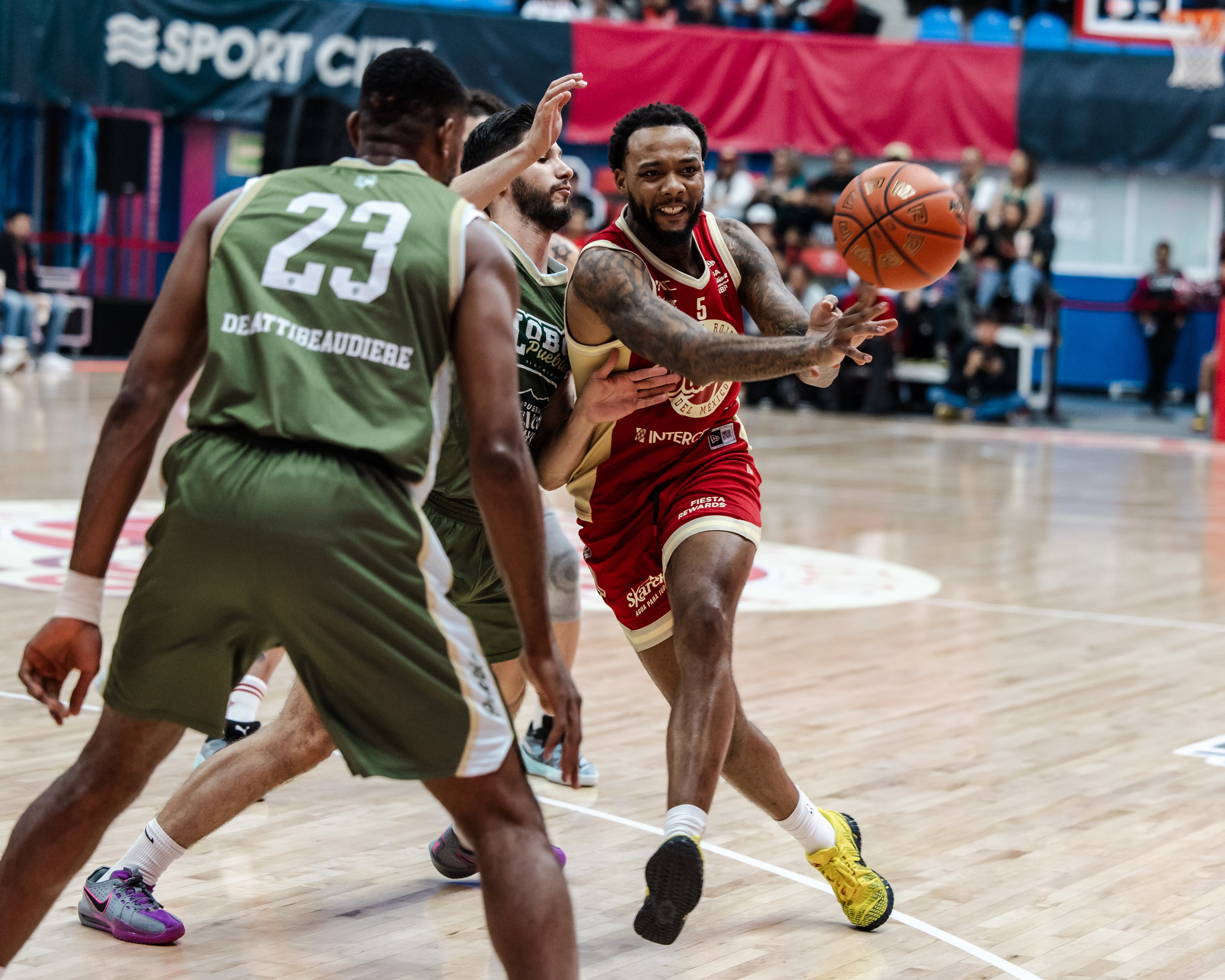 Los poblanos ganaron 95-84 el segundo encuentro y salieron del Juan de la Barrera con dos victorias.