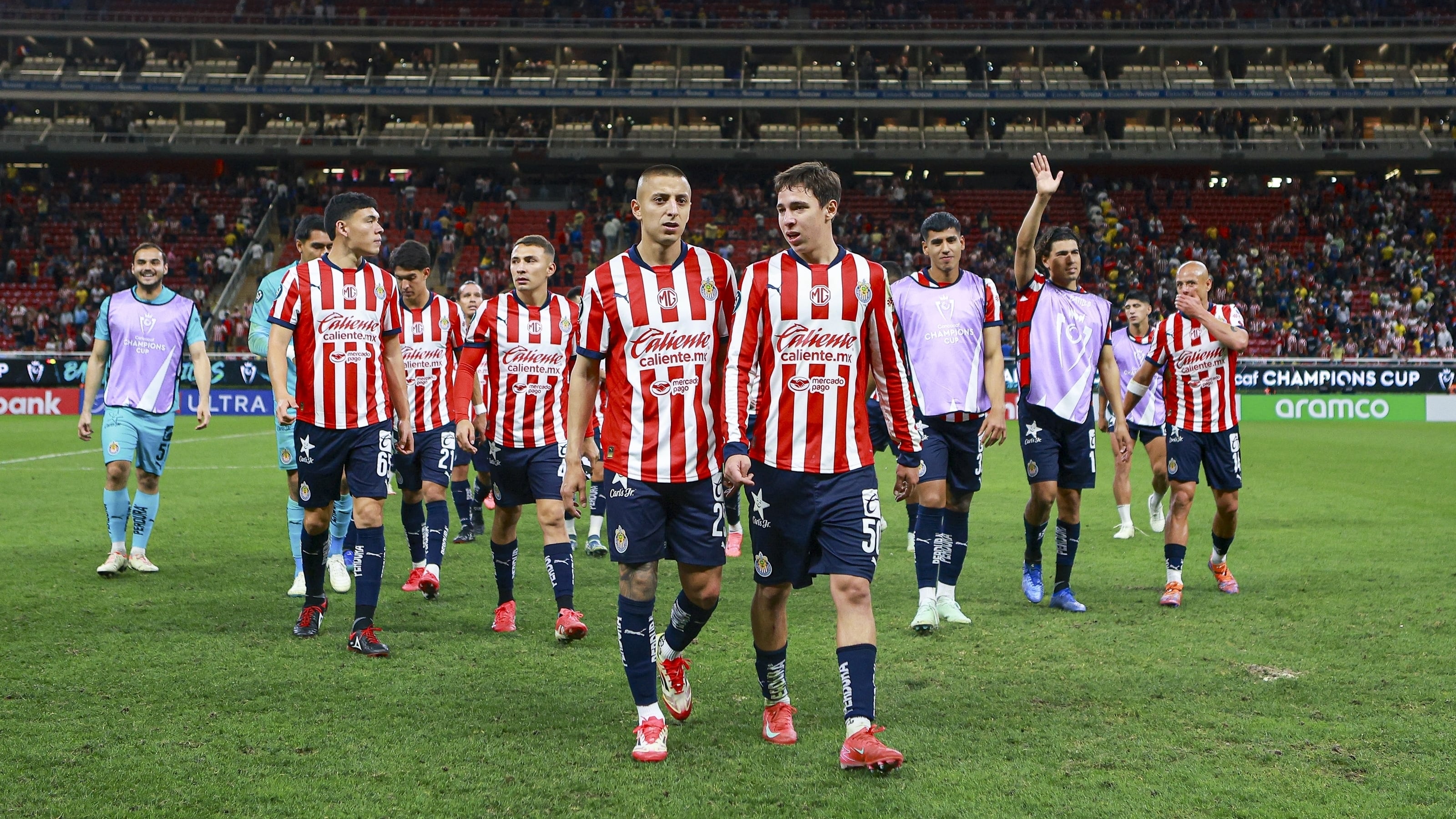 jugadores de Chivas.