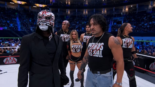 Penta tiene una historia real con la facción que ahora podría convertirse en su familia rumbo al Campeonato Mundial Pesado.
