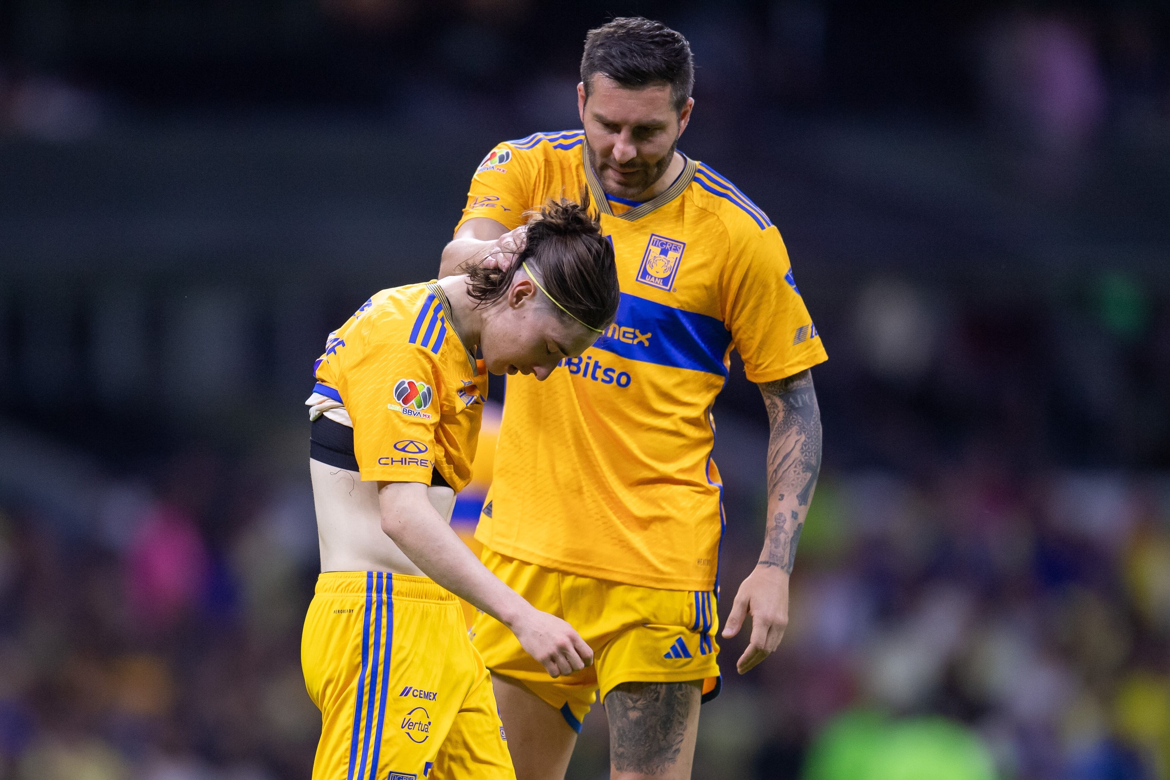 Marcelo Flores con Tigres en la Liga MX