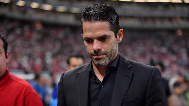 Fernando Gago con Chivas