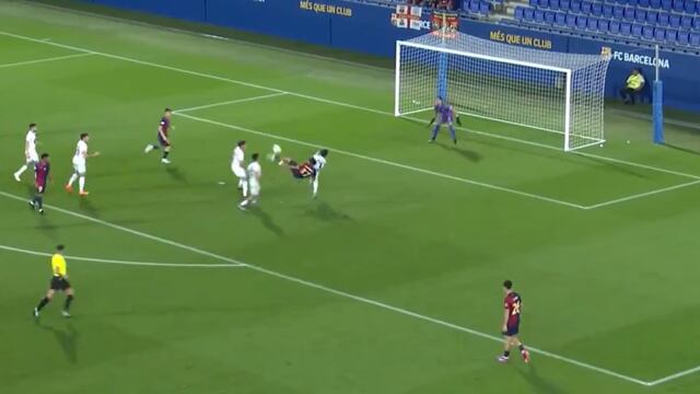 Tremendo gol de tijera de canterano del FC Barcelona