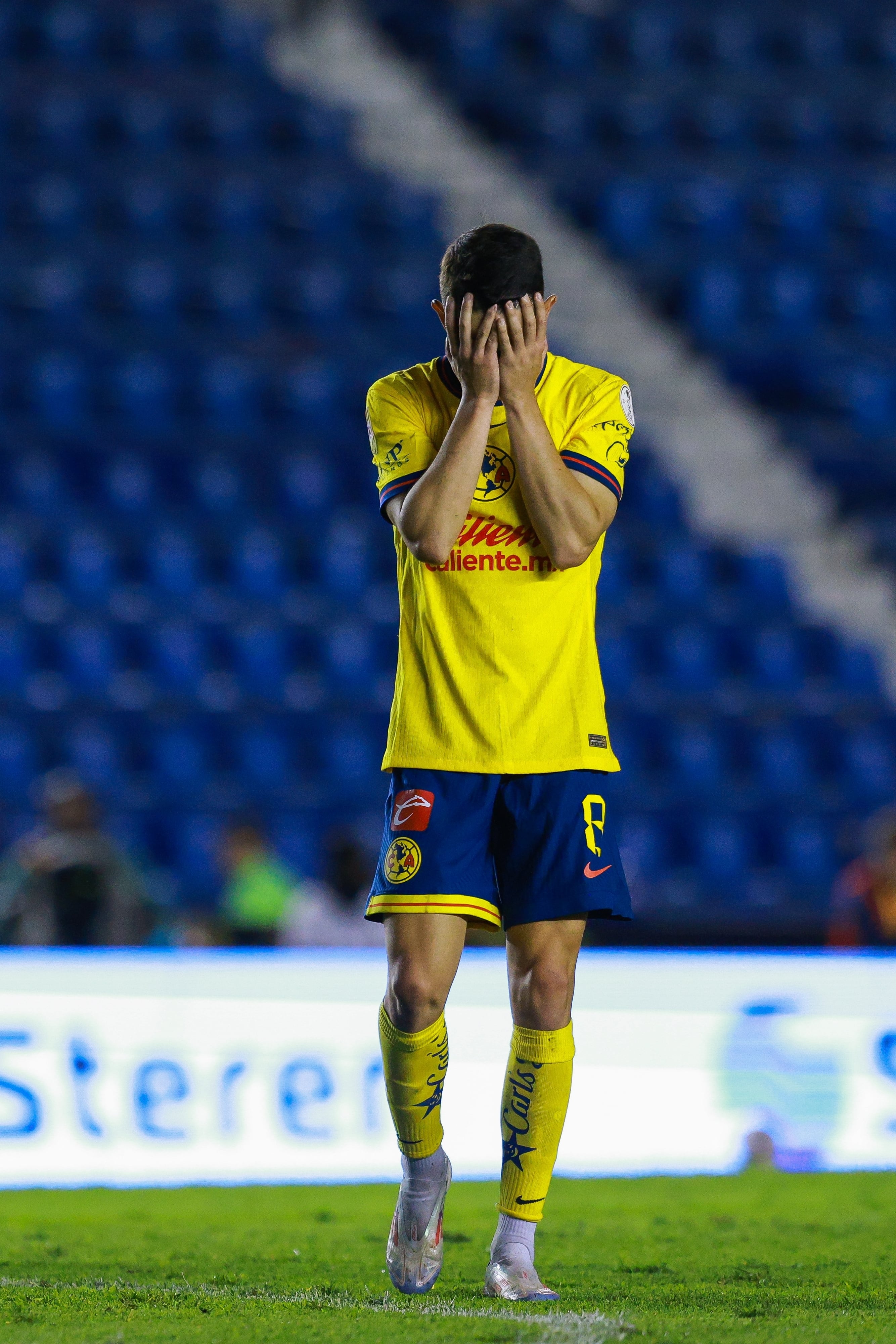 Alvaro Fidalgo está en la puerta de salida tras oferta de Europa