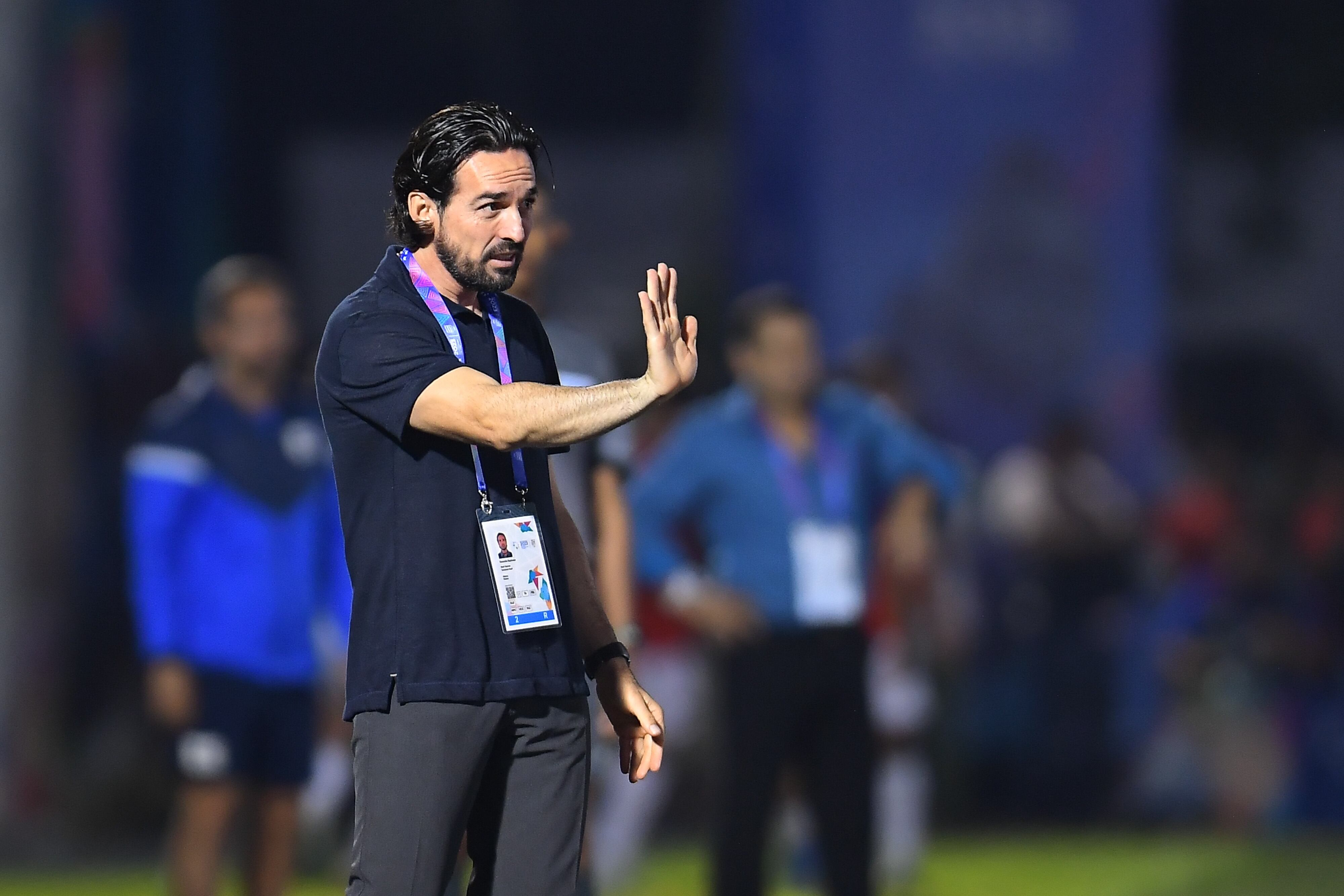 Gerardo Espinoza, DT de Chivas.