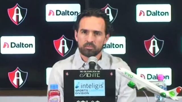 Gerardo Espinoza explica el porqué no metió al Chicharito en el Atlas vs Chivas