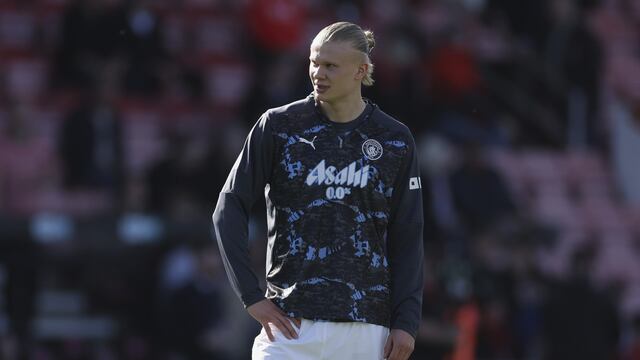 Mascota del Manchester City denuncia a Erling Haaland por golpearla en la cabeza