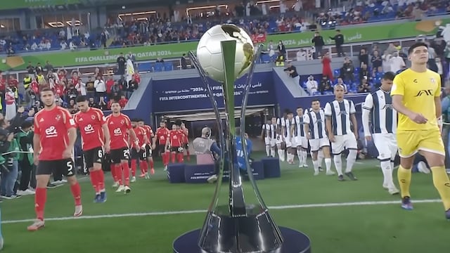 La esposa de un integrante del cuerpo técnico de Pachuca calificó como copas falsas dos títulos internacionales de los Tuzos