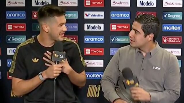 VIDEO: César Montes le reclamó a Andrés Vaca en plena entrevista.