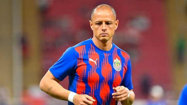 Chicharito Hernández con Chivas