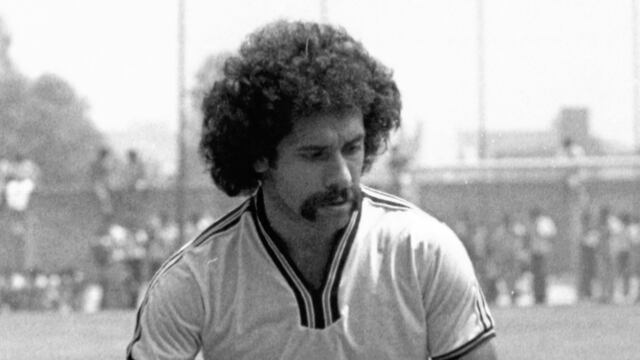 Fans del América piden una estatua de Cristobal Ortega para la reapertura del Estadio Azteca