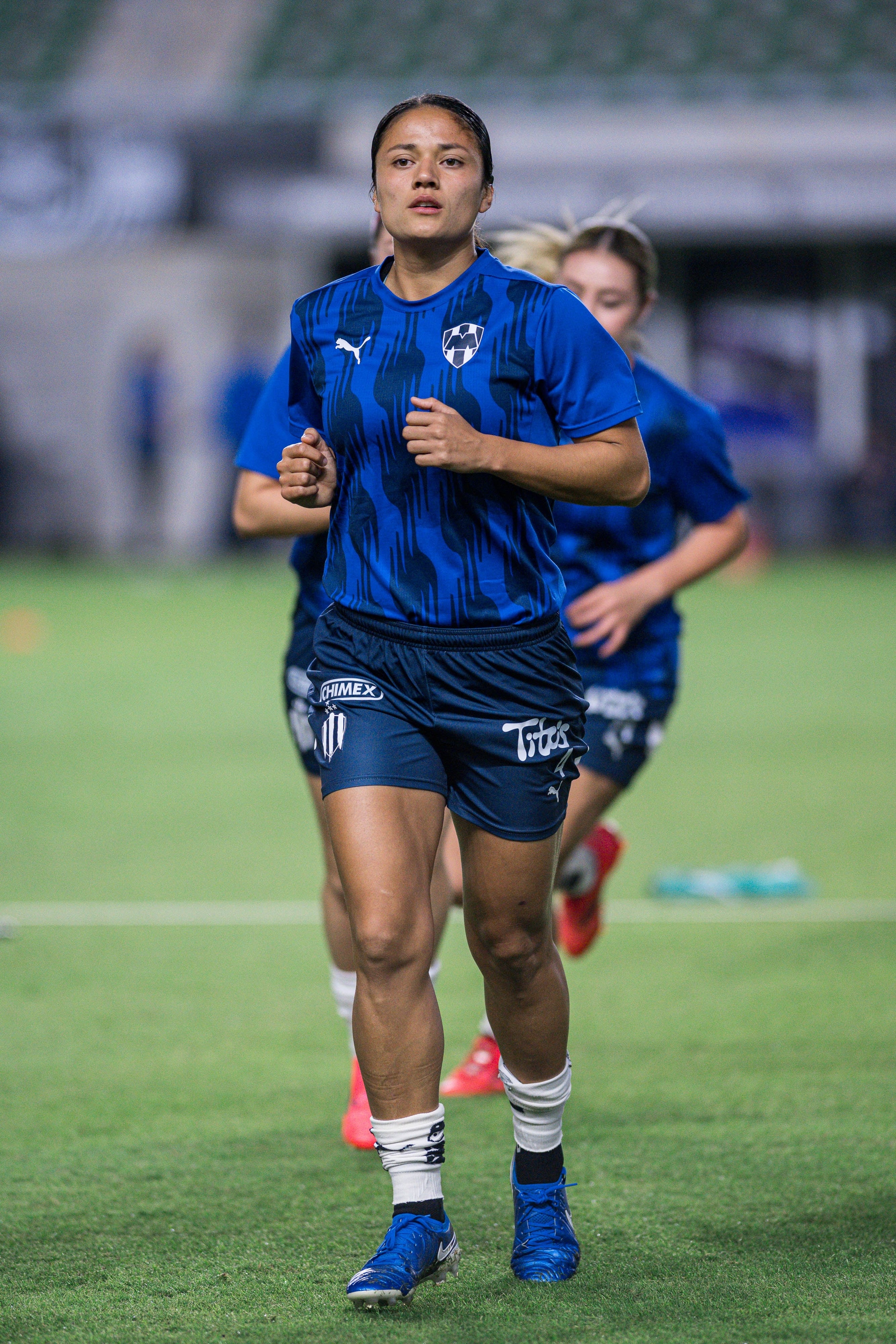 Rebeca Bernal con Rayadas