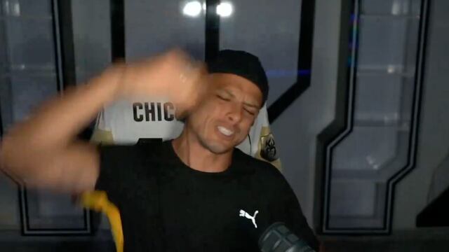 Chicharito Hernández abandona partido por un polémico penalti