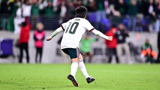 Gilberto Mora hizo historia con México: todos los récords que ya tiene antes de cumplir 18 años