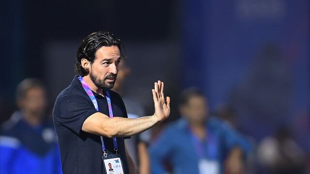 Ya hay fecha para el debut de Gerardo Espinoza como DT de Chivas