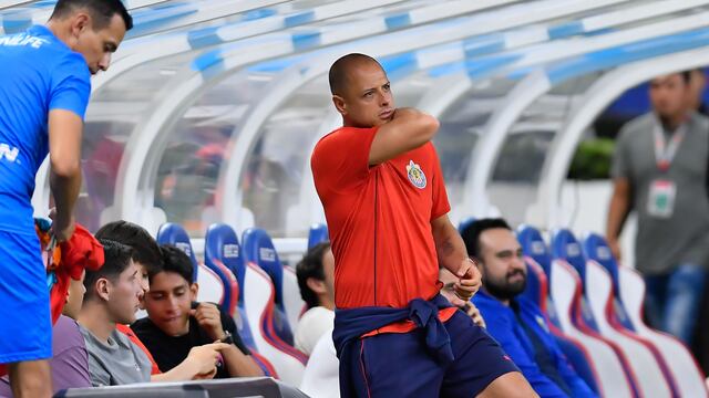 Chicharito Hernández con Chivas