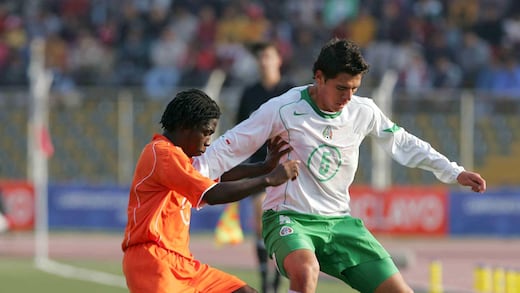 Héctor Moreno, el último de los campeones Sub-17 en 2005 que seguía en activo