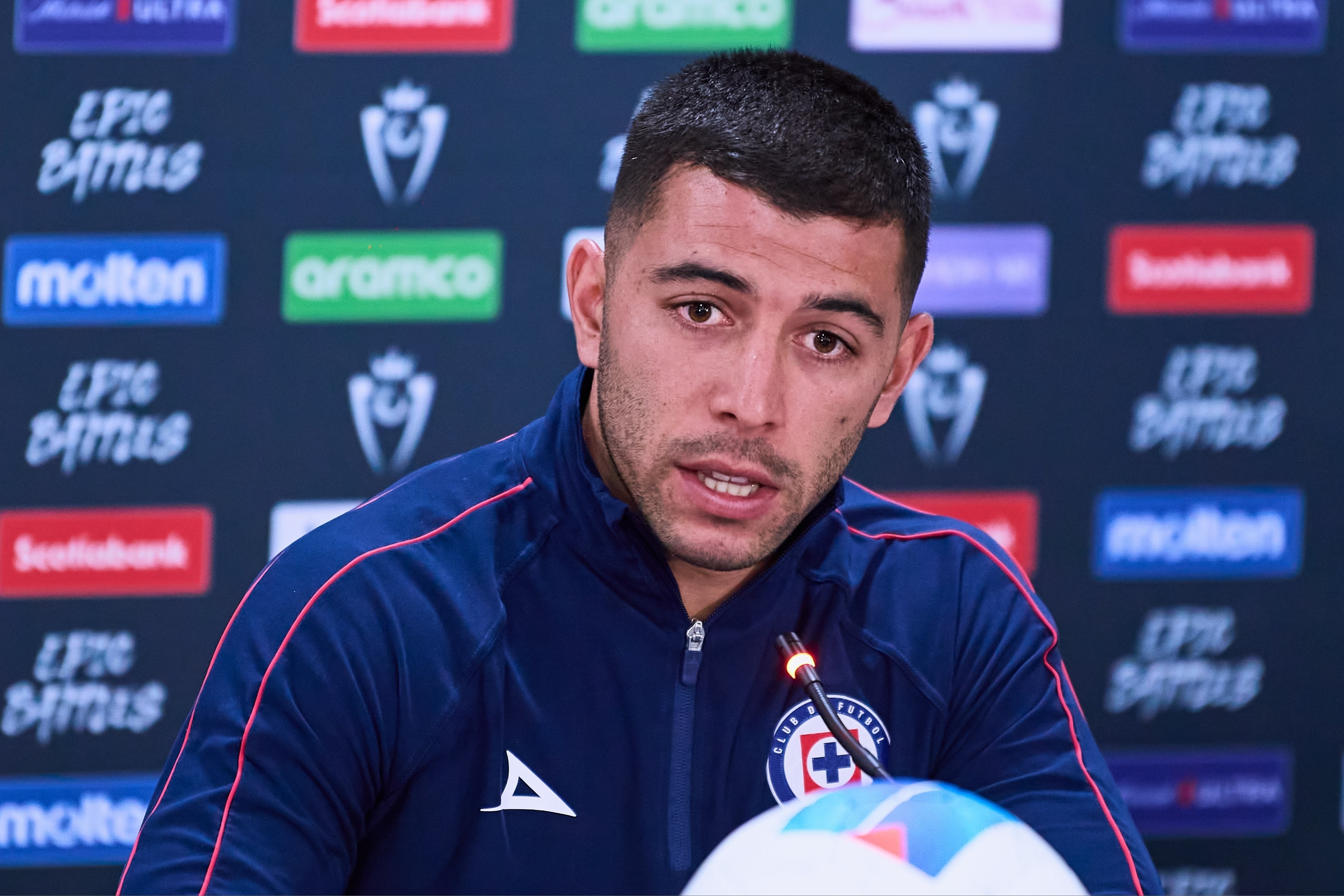 Erik Lira con Cruz Azul