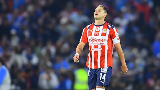 ¿Renovación a Chicharito? Chivas acaba de cerrar la renovación de una figura en delantera