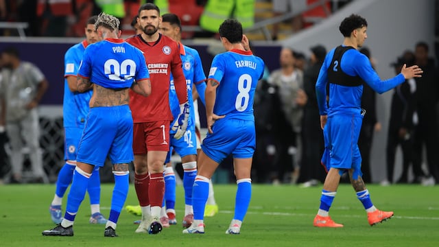 Limpia en la Noria: Referente de Cruz Azul podría irse al futbol sudamericano.