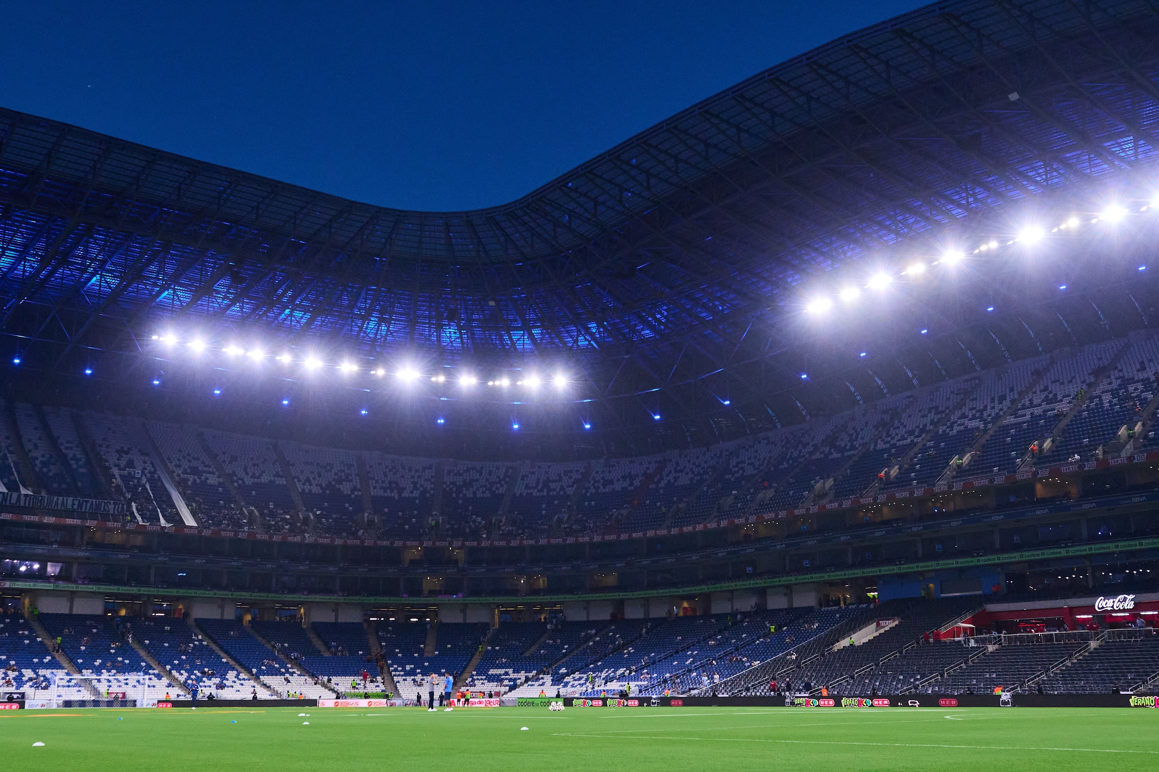WWE prepara función en el Estadio de Rayados de Monterrey