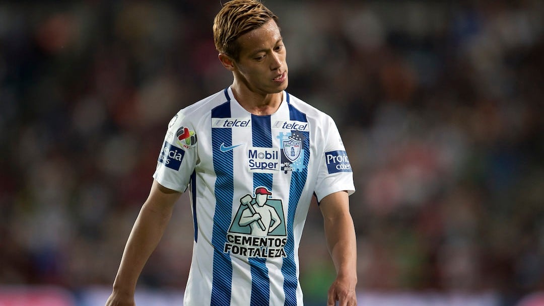 Keisuke Honda luce cabizbajo tras juego con Tuzos.