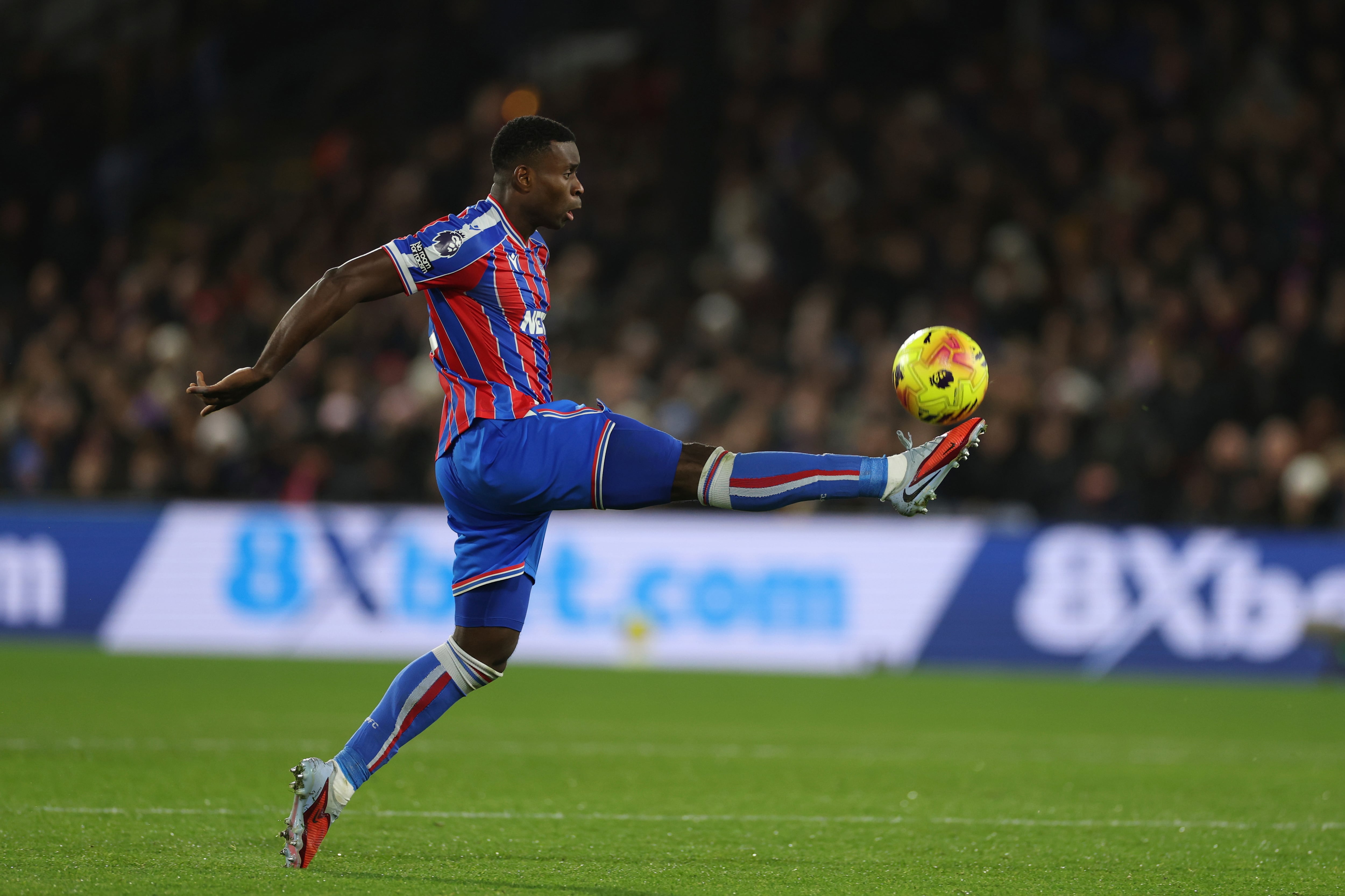 Marc Guehi en el Crystal Palace vs Tottenham.
