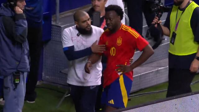 Suspenden partido de youtubers España vs Francia por actos racistas