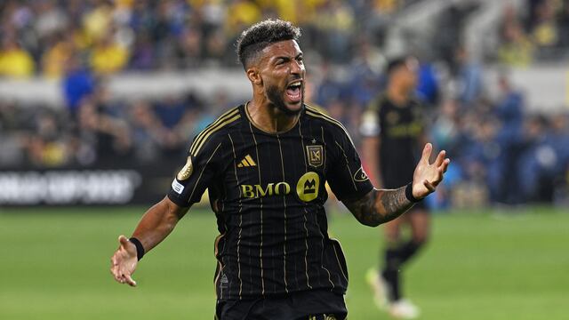 Se despiden de Denis Bouanga: Reportan que las negociaciones entre América y LACF están casi caídas.