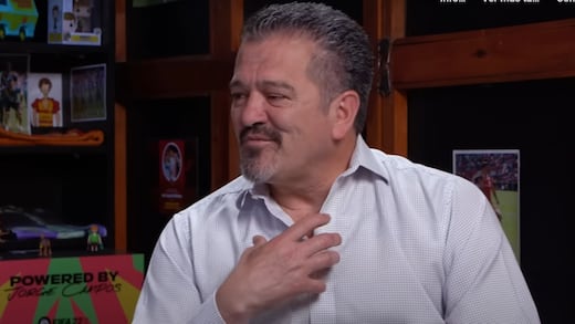 “Este wey qué se siente”: Carlos Hermosillo revienta a Yosgart Gutiérrez por mandarle a su asistente