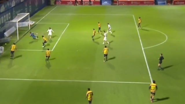 Jugador hace doblete de autogoles y desata las suspicacias en la Liga Expansión MX.