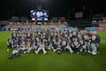 Milwaukee cobró la deuda con intereses: barrió al bicampeón y nunca apareció el monstruo azul