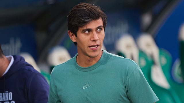 Cero tolerancia a JJ: Las estrictas cláusulas que Pumas le pondría a José Juan Macías en su contrato