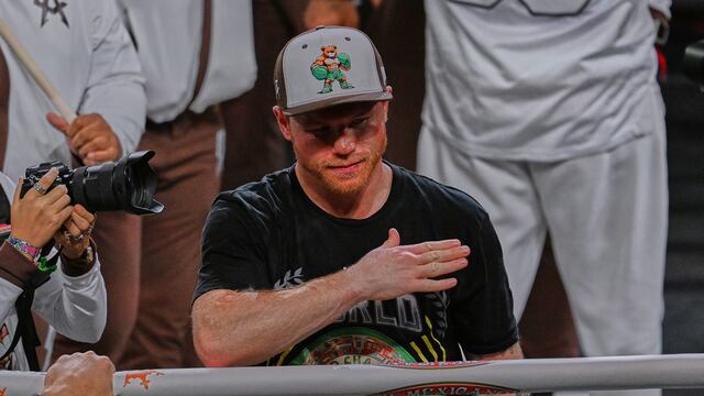 Leyenda del boxeo mexicano arremete contra el Canelo Álvarez
