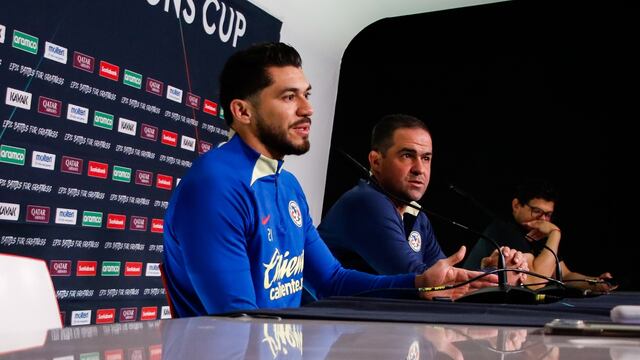 La brutal defensa de Henry Martín a André Jardine