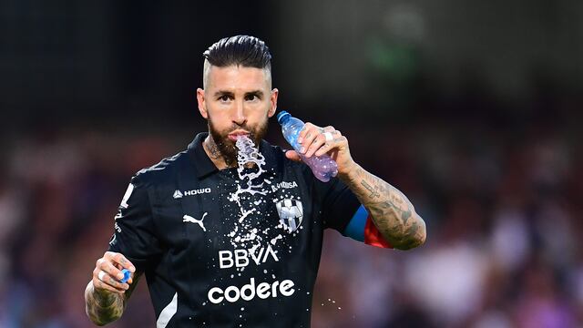 Sergio Ramos rompe nuevo récord negativo tras su primera tarjeta roja con Rayados