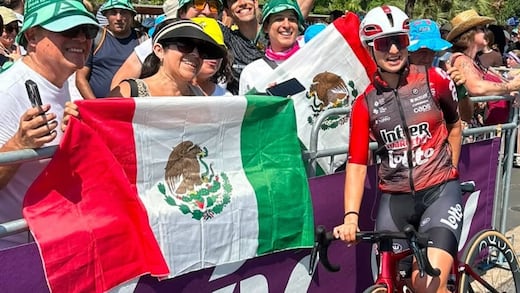 Vollering conquista el Tour; Romina Hinojosa supera una prueba de fuego