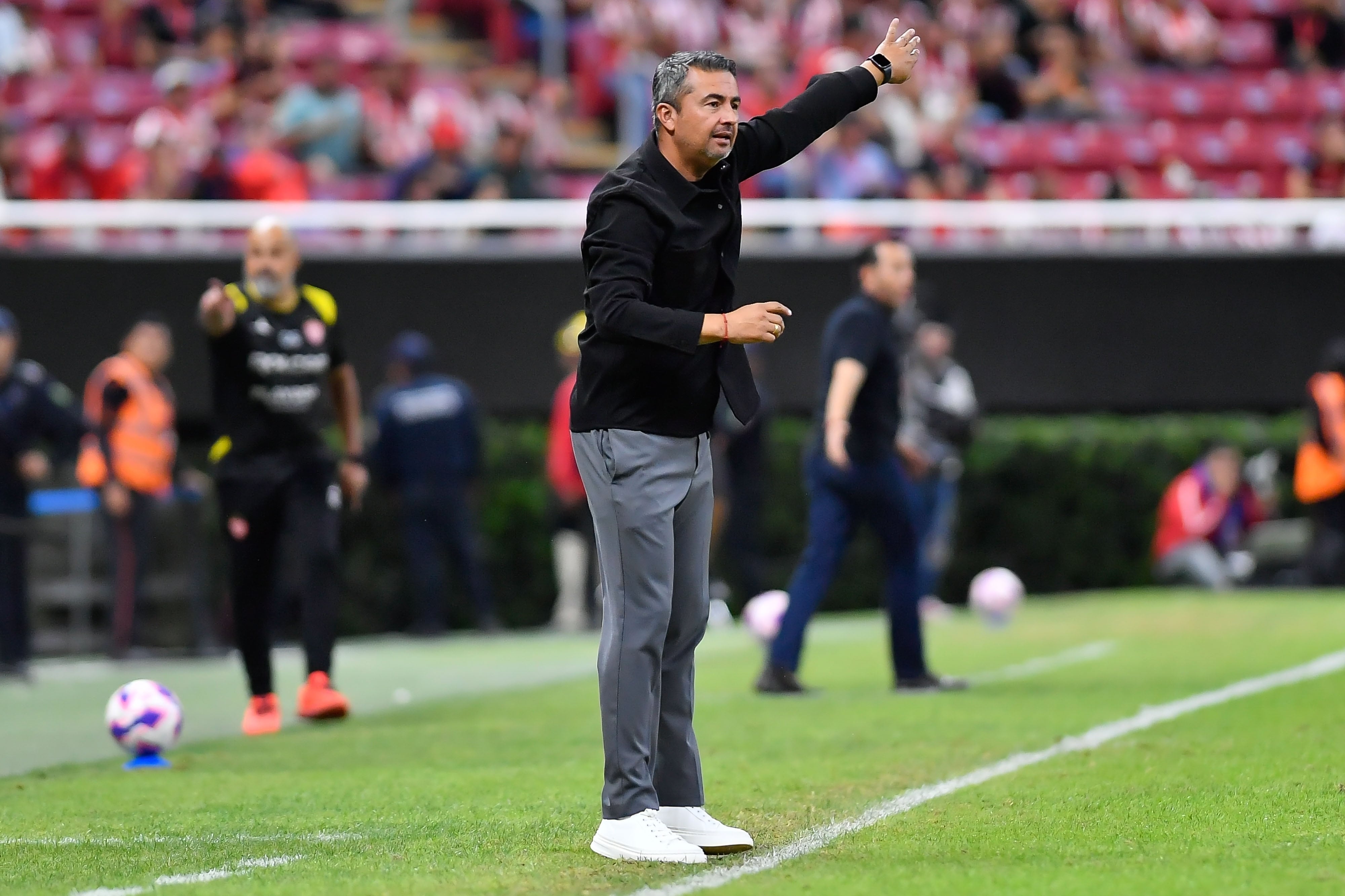 Arturo Ortega, DT de Chivas.