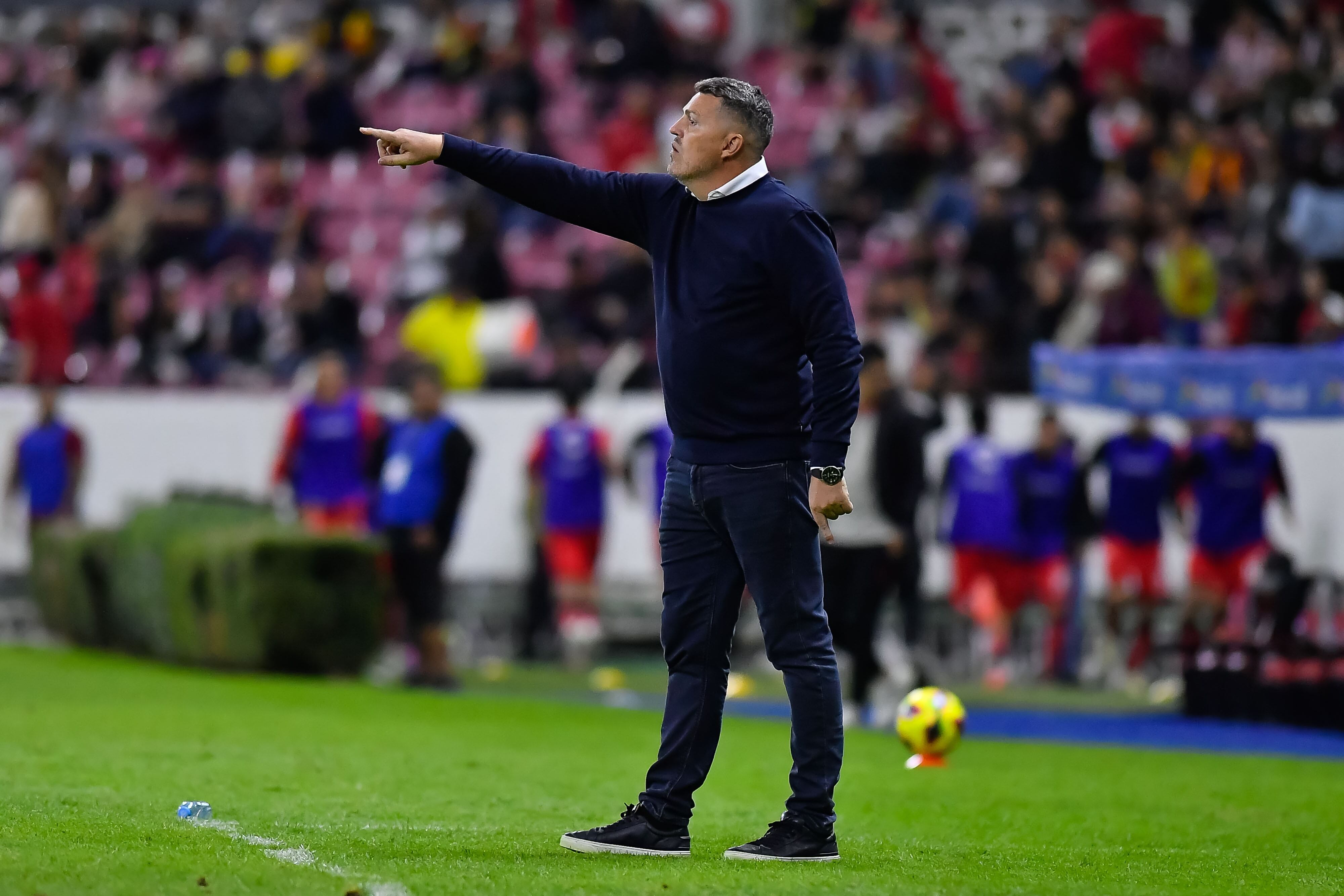 Óscar García Junyent, director técnico de Chivas.