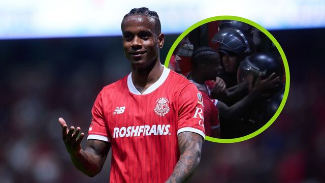 El insólito festejo de Helinho tras anotar con Toluca; hasta los policías celebraron con él