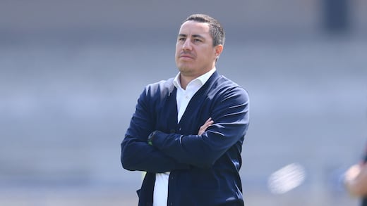 Pumas se quedaría sin DT: Efraín Juárez es serio candidato para dirigir a un histórico de Europa