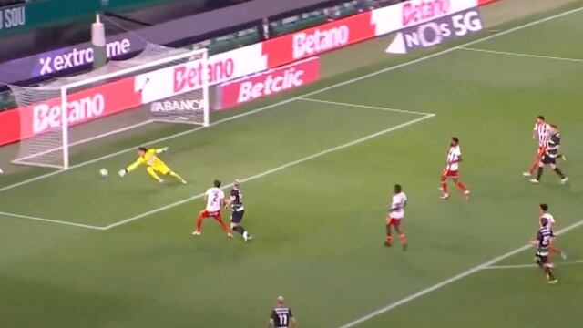 Memo Ochoa recibe su primer gol en Portugal y sí, fue por un error suyo