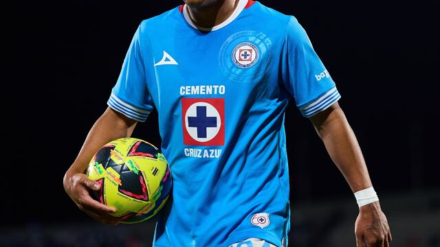 Histórico de España quiere fichar a joya de Cruz Azul de 19 años
